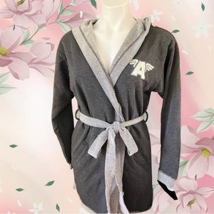 Hot Topic Her Universe Marvel Captain America boxer robe